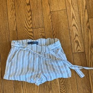 Indigo Rising White and Gray Shorts Size Medium